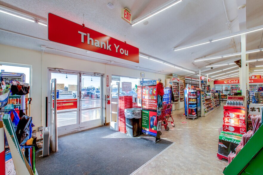 More Photos Of 100 Bennett Ave, Bennett Freestanding For Sale