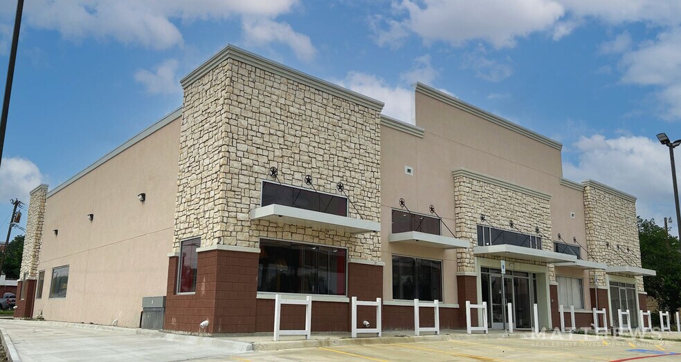 Primary Photo Of 4848 S Lancaster Rd, Dallas General Retail For Sale