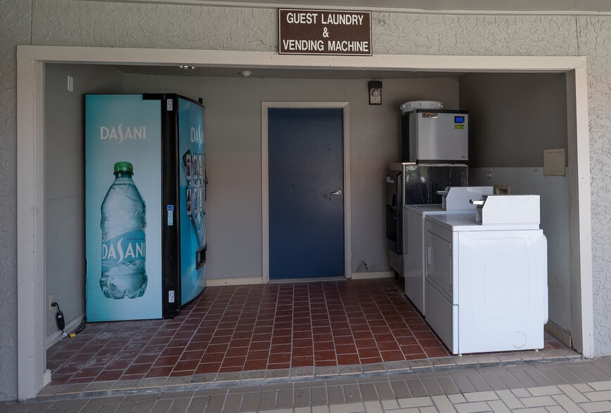 More Photos Of 11217 Ih 37, Corpus Christi Hotel For Sale