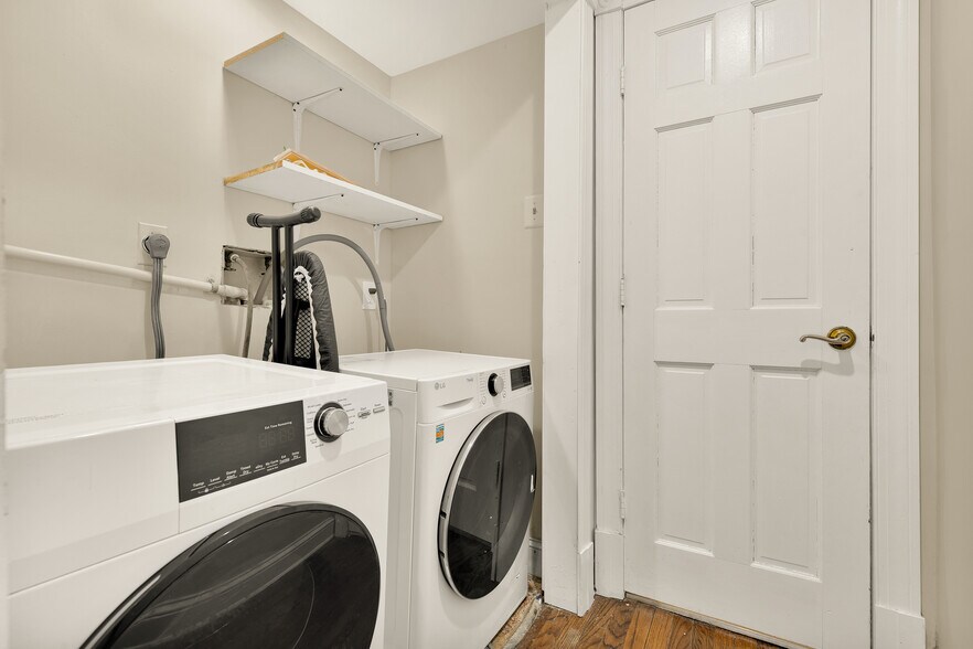 More Photos Of 228 E Capitol St NE, Washington Apartments For Sale