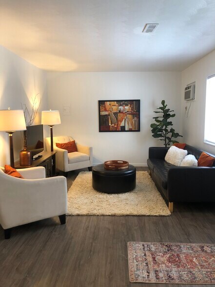 More Photos Of 735-761 Hollywood Ave, Cuyahoga Falls Apartments For Sale