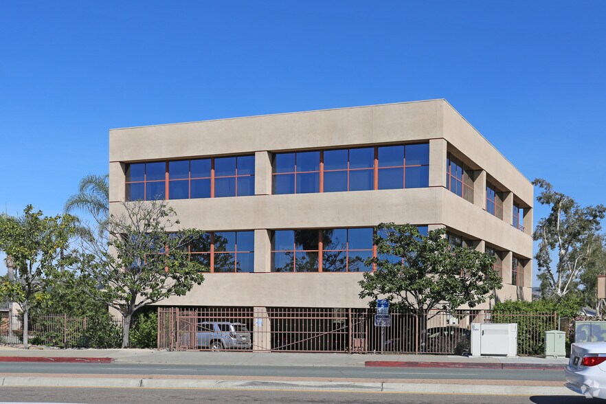 More Photos Of 7578 El Cajon Blvd, La Mesa Office For Sale
