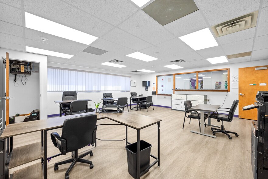 More Photos Of 49 Olive St, Gallipolis Office For Sale