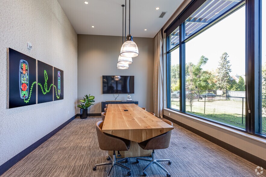 More Photos Of 2301 NE California St, Minneapolis Apartments For Lease