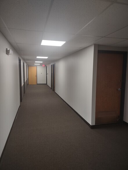 More Photos Of 2201 Glenwood Ave, Joliet Medical For Lease
