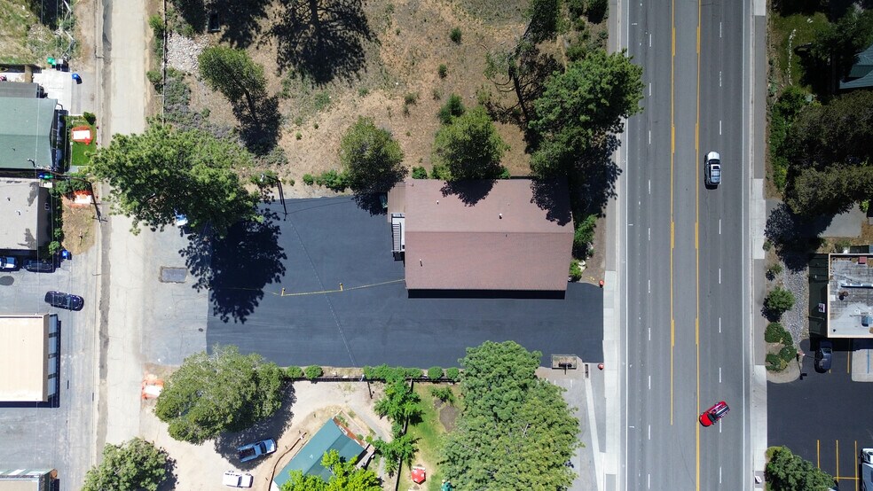 More Photos Of 807 Emerald Bay Rd, South Lake Tahoe Office For Sale