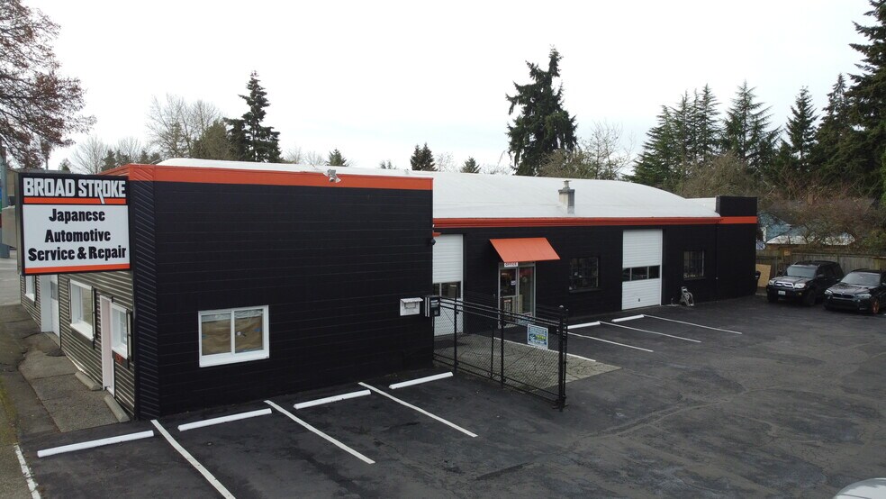 More Photos Of 12517 15th Ave NE, Seattle Warehouse For Sale