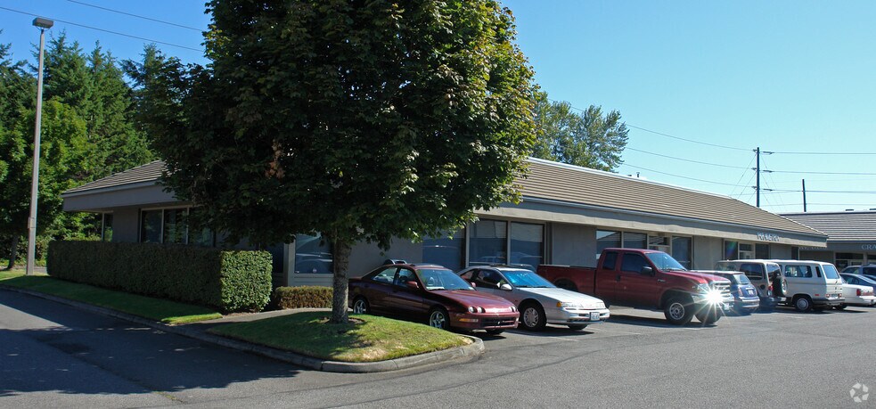 More Photos Of 2102 N Pearl St, Tacoma Unknown For Lease