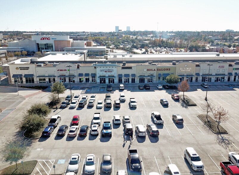 More Photos Of 17937-17945 I-45 S, Shenandoah Unknown For Lease