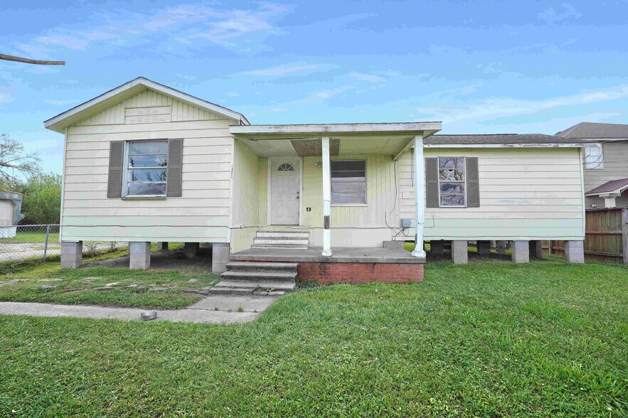 More Photos Of 13301 & 13309 Reeveston Road, Houston Land For Sale