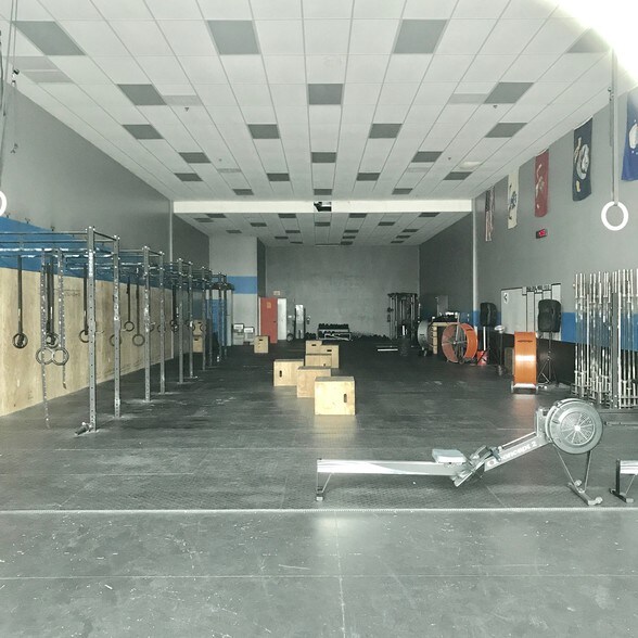 More Photos Of 4001-4089 SW 152nd Ave, Miami General Retail For Lease