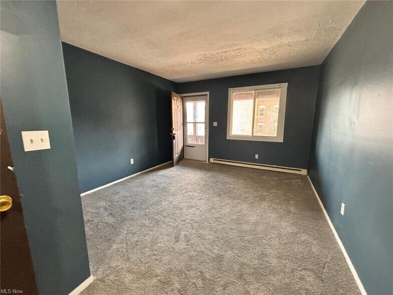 More Photos Of 519 Crosby St, Akron Apartments For Sale
