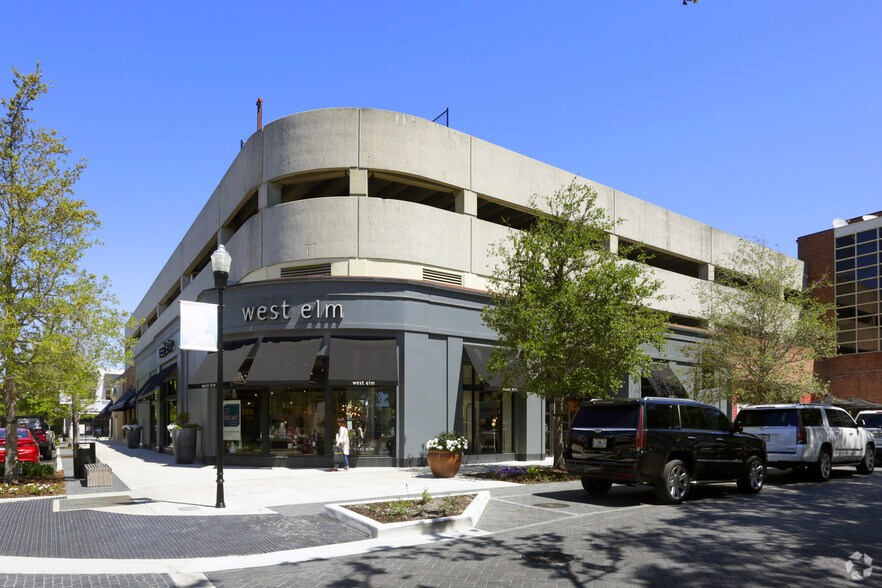 More Photos Of 709-709 S Oregon Ave, Tampa General Retail For Lease