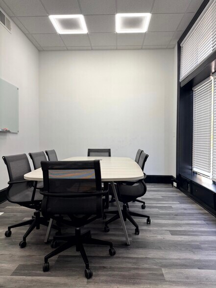 More Photos Of 2131 Maryland Ave, Baltimore Apartments For Lease