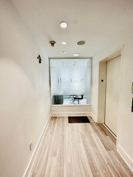 More Photos Of 151 Greenwich Ave, Greenwich Office For Lease