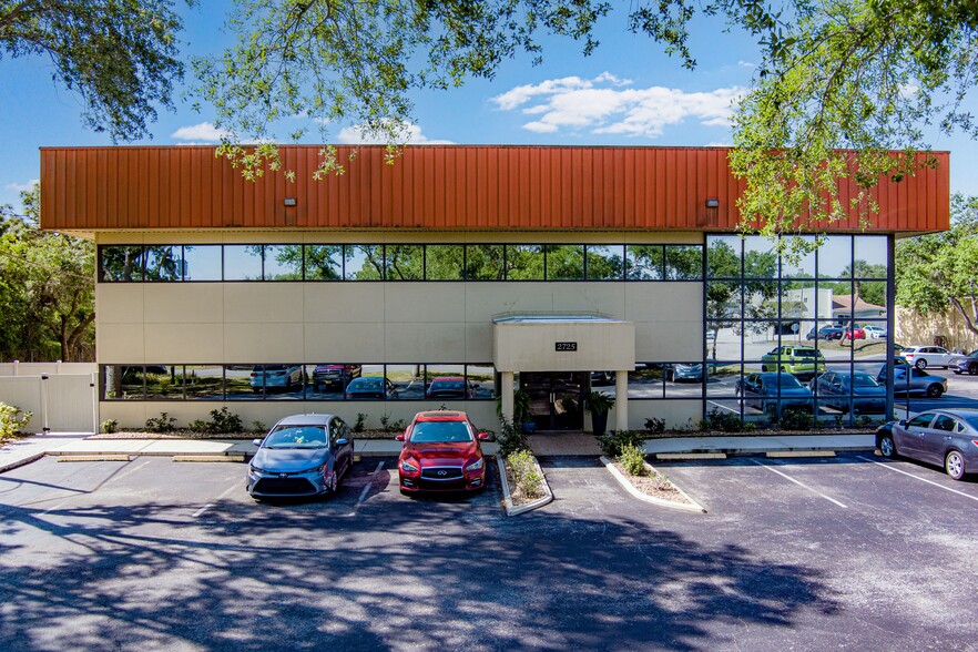 More Photos Of 2725 Center Pl, Melbourne Research And Development For Sale