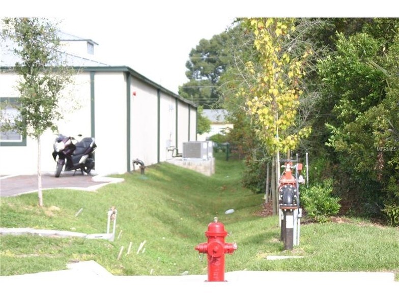 More Photos Of 437-481 W Ardice Ave, Eustis Office For Lease