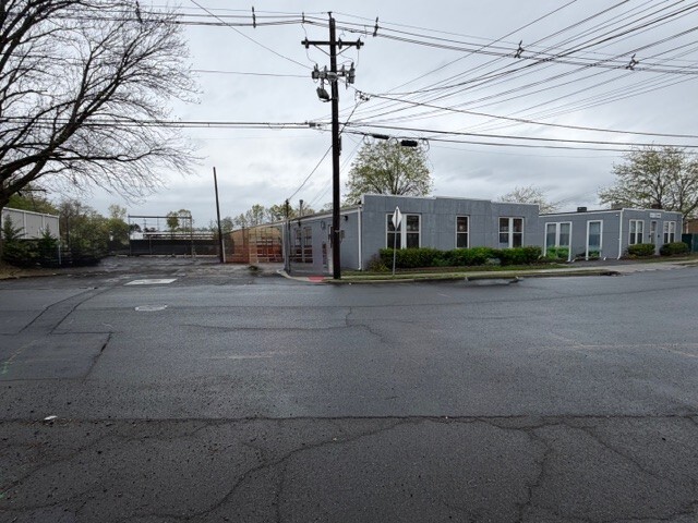 More Photos Of 920 Savitt Pl, Union Township Warehouse For Sale