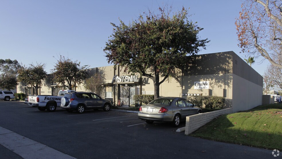 More Photos Of 10282 Trask Ave, Garden Grove Warehouse For Lease