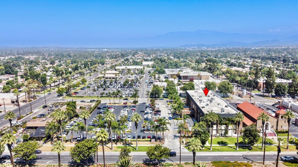 More Photos Of 9041 Magnolia Ave, Riverside Medical For Sale