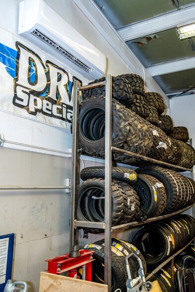 More Photos Of 2106 Highway 95, Bullhead City Auto Dealership For Sale