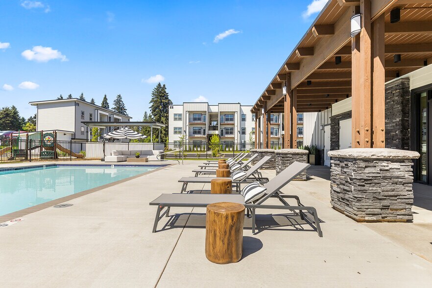 More Photos Of 7011 NE 126th St, Vancouver Apartments For Sale