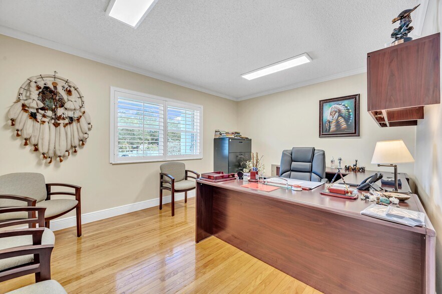 More Photos Of , Fort Lauderdale Office For Sale
