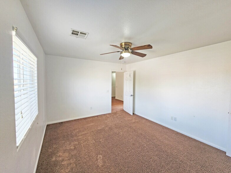 More Photos Of 1951 Teepee Rd, Pahrump Apartments For Sale