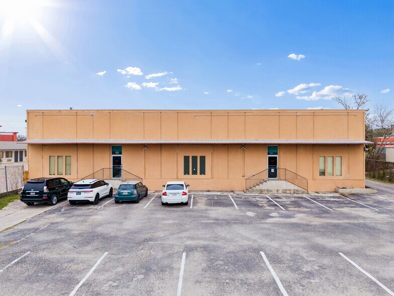 More Photos Of 3603 Fredericksburg Rd, San Antonio Storefront For Sale