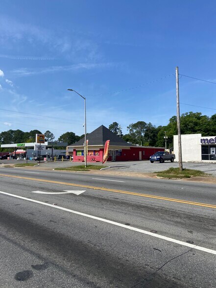 More Photos Of 703 S Slappey Blvd, Albany Freestanding For Sale