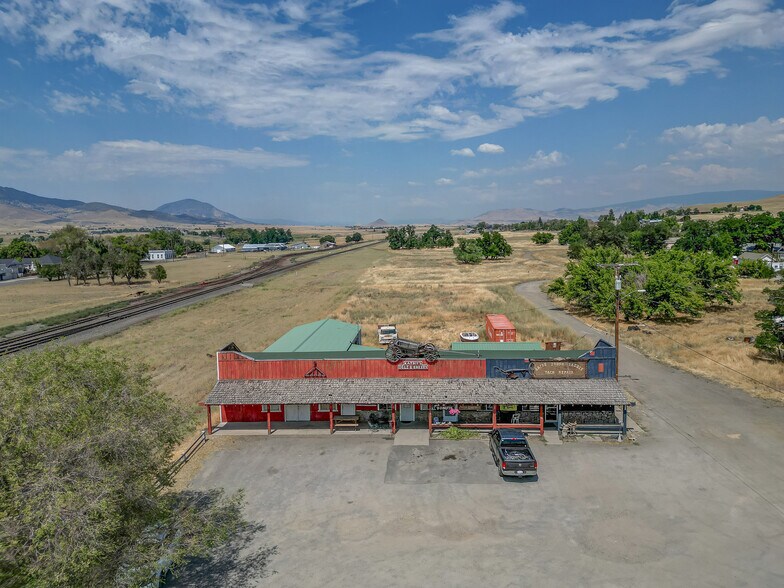 More Photos Of 180 E Webb St, Montague Warehouse For Sale