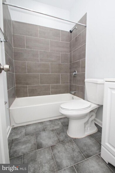More Photos Of 5840 W Girard Ave, Philadelphia Apartments For Sale