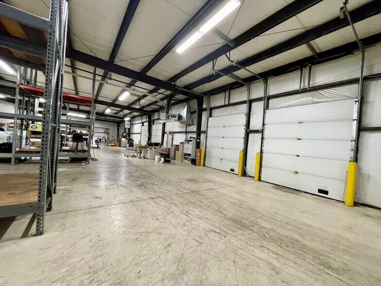 More Photos Of 4510-4520 Progress Dr, Columbus Warehouse For Lease