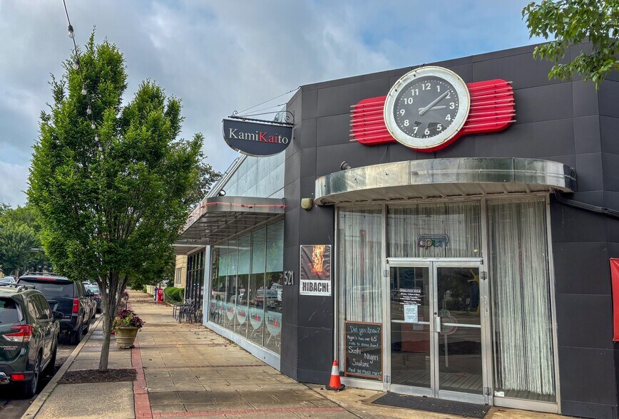 More Photos Of 521 N Main St, North Little Rock Storefront For Sale