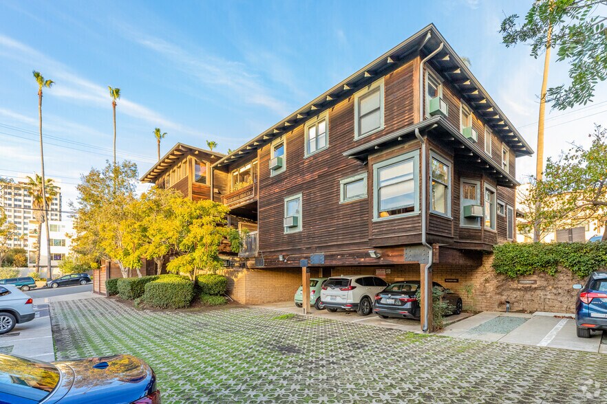More Photos Of 3356-3368 2nd Ave, San Diego Office Residential For Lease
