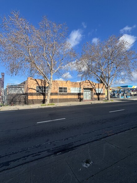 Primary Photo Of 1241 High St, Oakland Office For Lease
