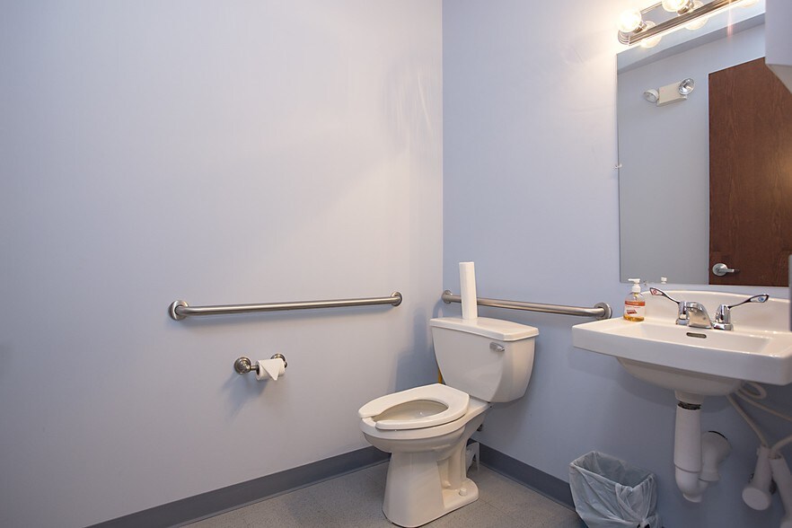 More Photos Of 28369 Davis Pky, Warrenville Office For Lease