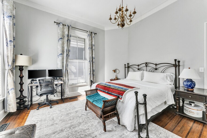 More Photos Of 453 Angell St, Providence Apartments For Sale