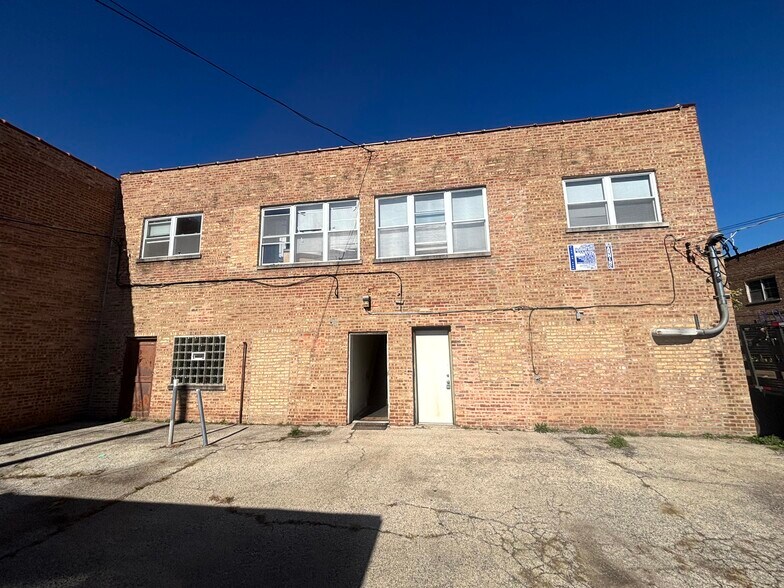 More Photos Of 6135 W Belmont Ave, Chicago Storefront Retail Residential For Sale