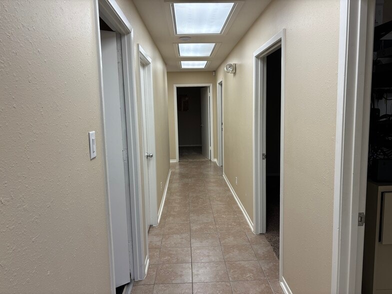 More Photos Of 4181 Magnolia St, Pearland Manufacturing For Lease