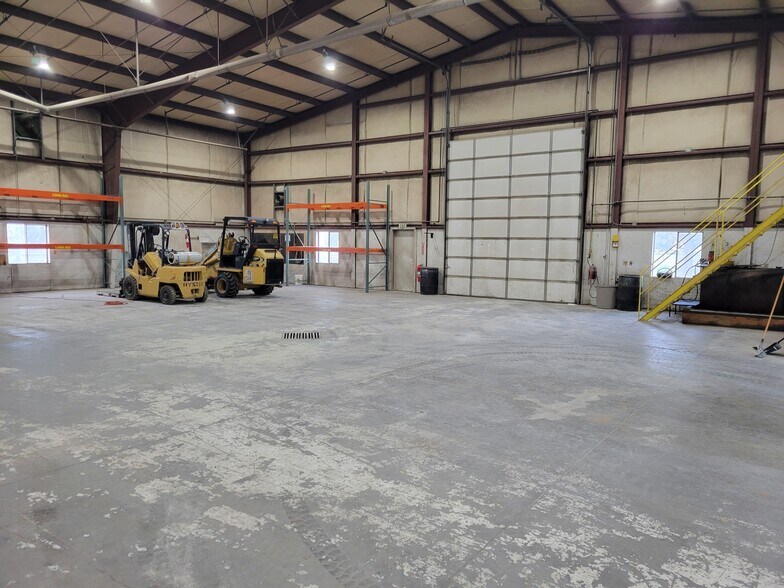 More Photos Of 500 NW Cherry Ln, Madras Industrial For Sale