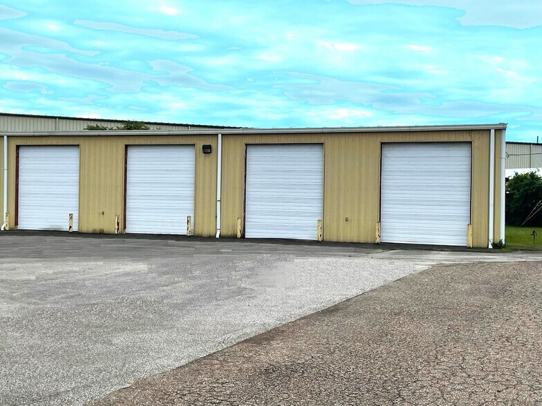 More Photos Of 455 W Longview Ave, Mansfield Warehouse For Lease