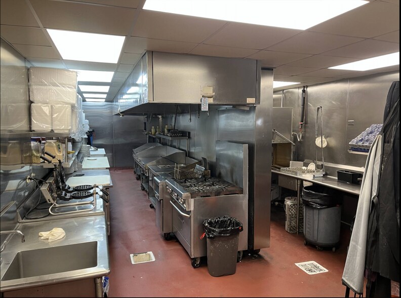 More Photos Of 3145 Chicago Rd, Steger General Retail For Sale