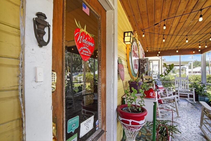 More Photos Of 805 N Wheeler St, Plant City Hospitality For Sale