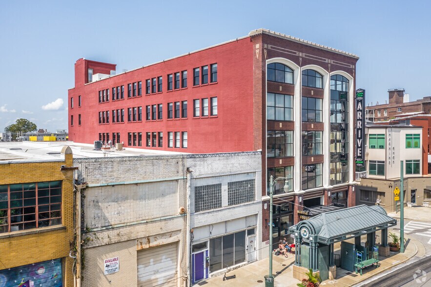 More Photos Of 477 S Main St, Memphis Warehouse For Lease