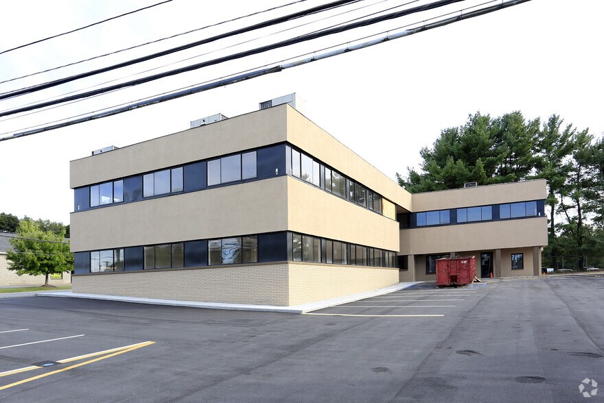 More Photos Of 53 Route 17K, Newburgh Office For Lease