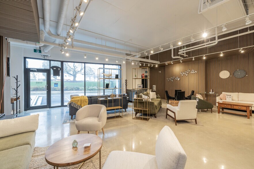 More Photos Of 8210-8220 Ross St, Vancouver Warehouse For Lease