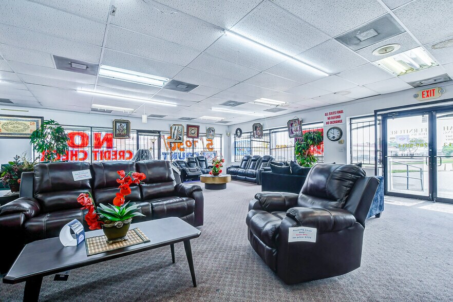 More Photos Of 8009 Harwin Dr, Houston Freestanding For Sale