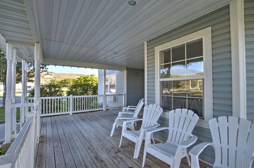 More Photos Of 40 Christa Circle cir, Garden City Specialty For Sale