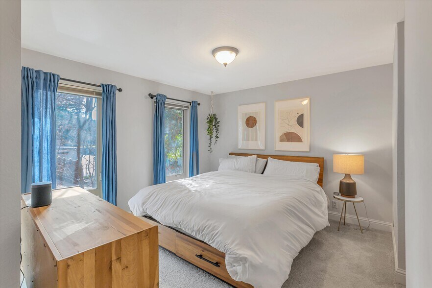 More Photos Of 331 Poe St, Palo Alto Apartments For Sale